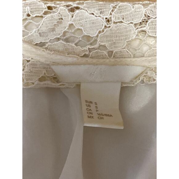H&M Cream Floral Lace Long Sleeve Tie Belted Robe Cardigan Sweater Top Size S - Picture 4 of 4